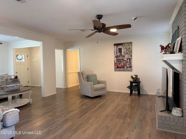33 Pebble Hill Drive, Brandon, MS 39042