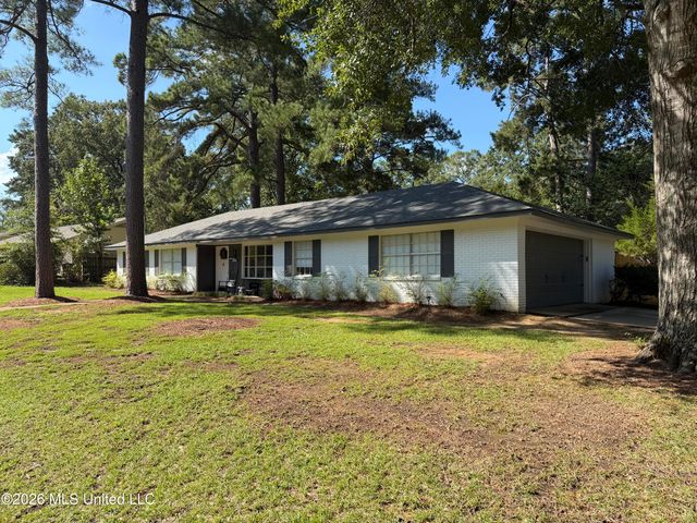 33 Pebble Hill Drive, Brandon, MS 39042