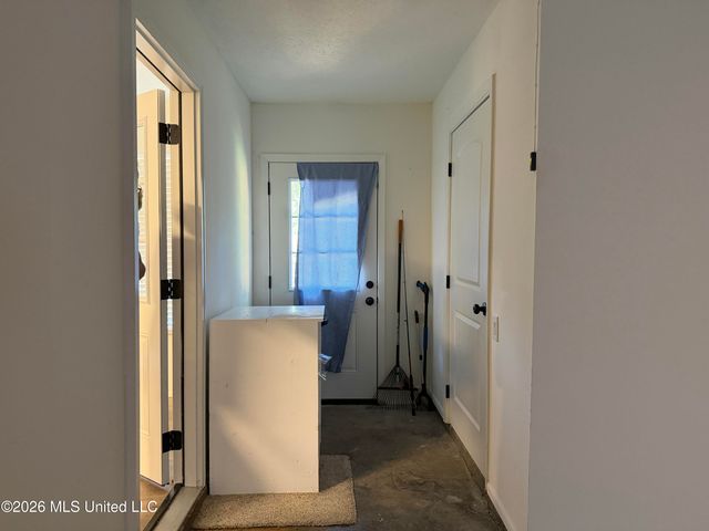 33 Pebble Hill Drive, Brandon, MS 39042