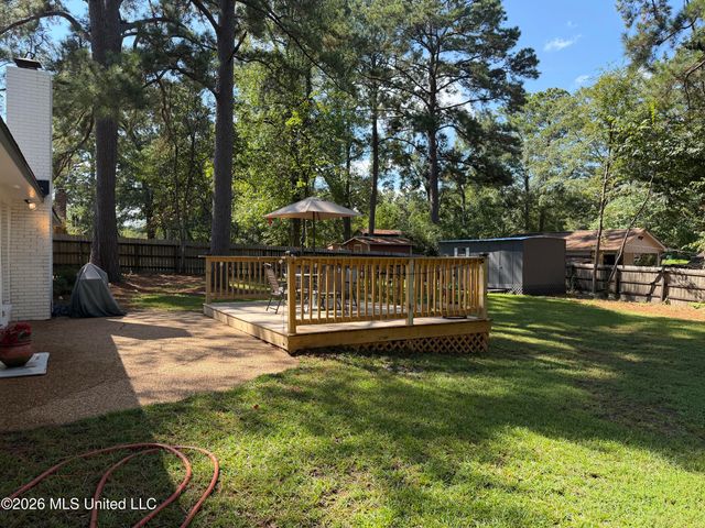33 Pebble Hill Drive, Brandon, MS 39042