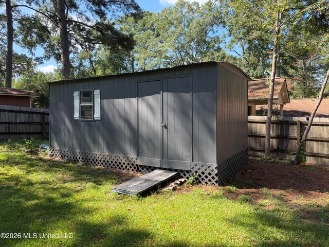 33 Pebble Hill Drive, Brandon, MS 39042