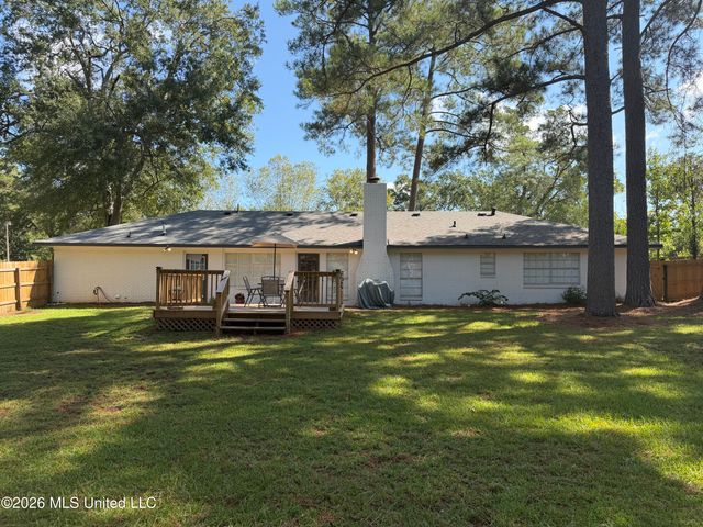 33 Pebble Hill Drive, Brandon, MS 39042