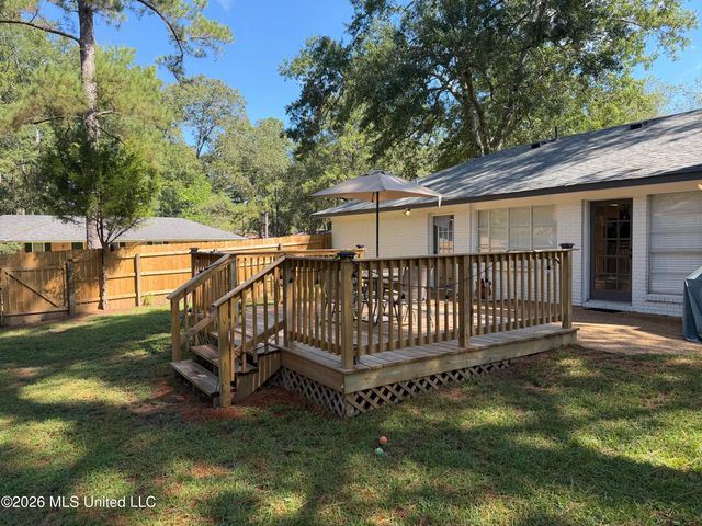33 Pebble Hill Drive, Brandon, MS 39042