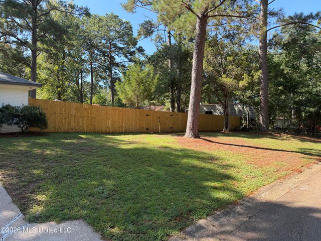 33 Pebble Hill Drive, Brandon, MS 39042