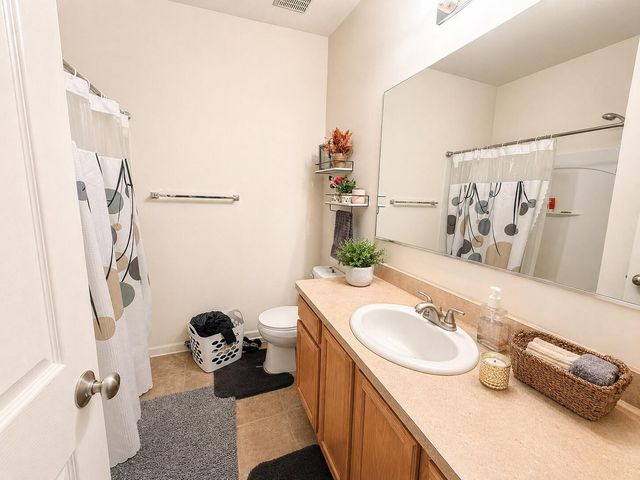1346 Hillcrest Drive, Waterford, MI 48327