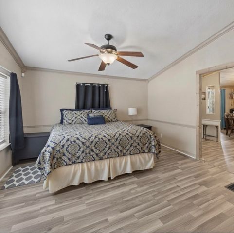 245 Ben Lacy Drive, Gun Barrel City, TX 75156