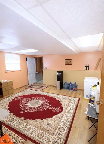 9 Willow Way, Canfield, OH 44406