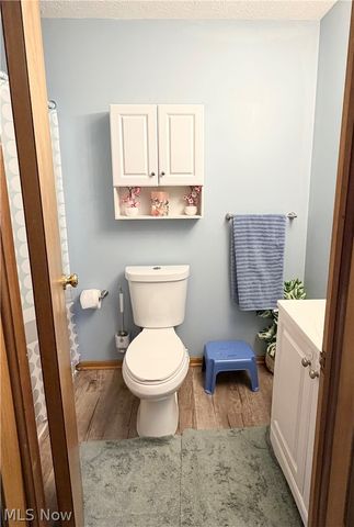 9 Willow Way, Canfield, OH 44406