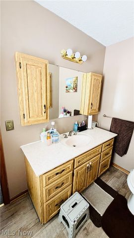 9 Willow Way, Canfield, OH 44406