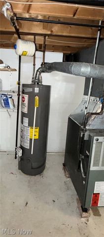 9 Willow Way, Canfield, OH 44406