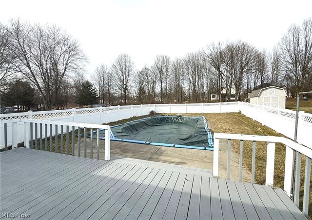 9 Willow Way, Canfield, OH 44406