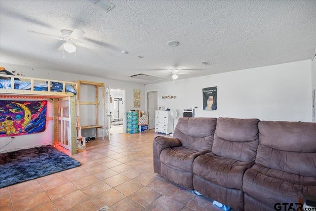 12013 County Road 4136, Tyler, TX 75704