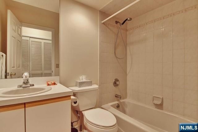 649 Richmond Court, Ramsey, NJ 07446