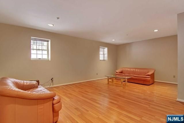 649 Richmond Court, Ramsey, NJ 07446