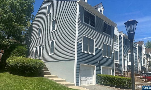 649 Richmond Court, Ramsey, NJ 07446