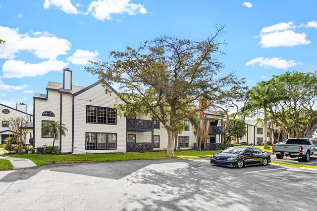 5048 Heatherhill Lane 1205, Boca Raton, FL 33486