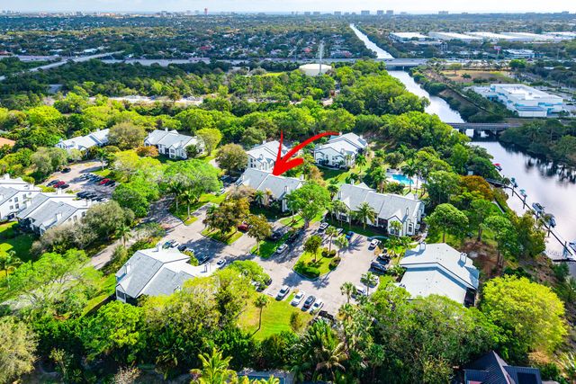 5048 Heatherhill Lane 1205, Boca Raton, FL 33486