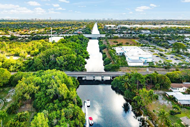 5048 Heatherhill Lane 1205, Boca Raton, FL 33486