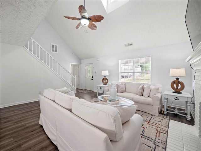 5293 Hopewell Lane, Gainesville, GA 30507