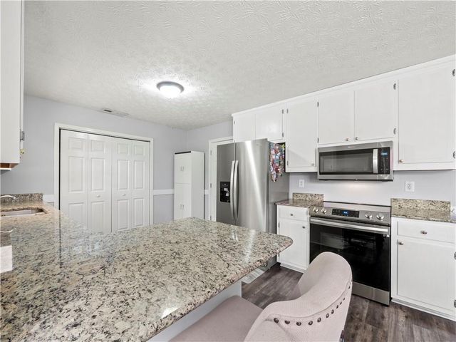 5293 Hopewell Lane, Gainesville, GA 30507