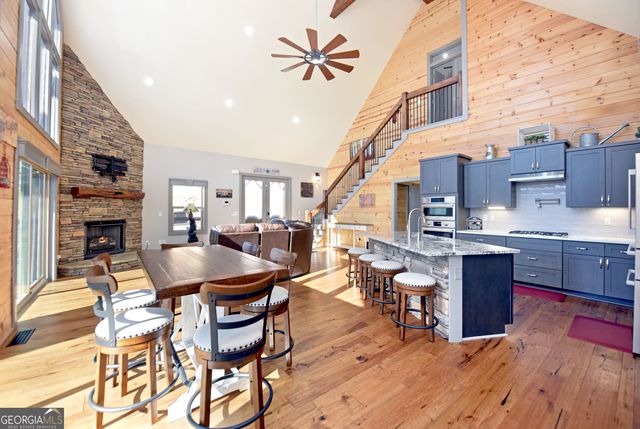 488 Mill Ridge Road, Hiawassee, GA 30546