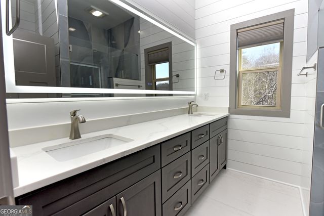 488 Mill Ridge Road, Hiawassee, GA 30546