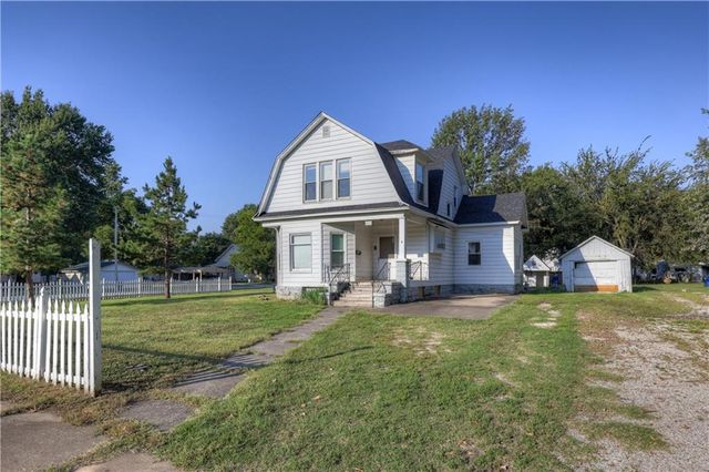 429 S Minnesota Avenue, Columbus, KS 66725
