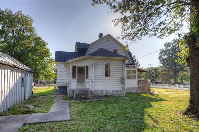 429 S Minnesota Avenue, Columbus, KS 66725