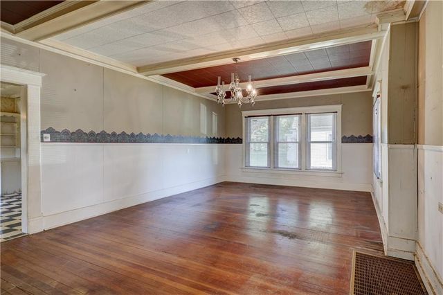 429 S Minnesota Avenue, Columbus, KS 66725