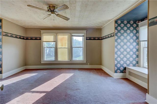 429 S Minnesota Avenue, Columbus, KS 66725