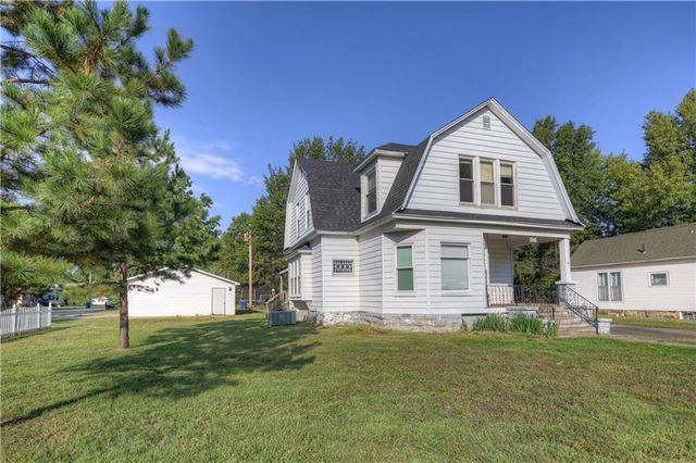 429 S Minnesota Avenue, Columbus, KS 66725
