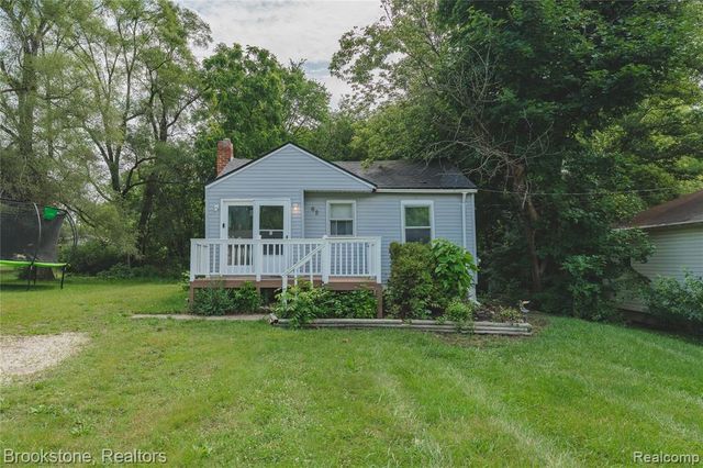 62 Court Street, Pontiac, MI 48342