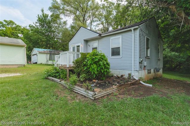 62 Court Street, Pontiac, MI 48342
