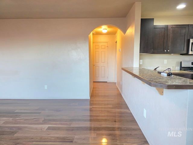 4503 Julie St, Caldwell, ID 83607