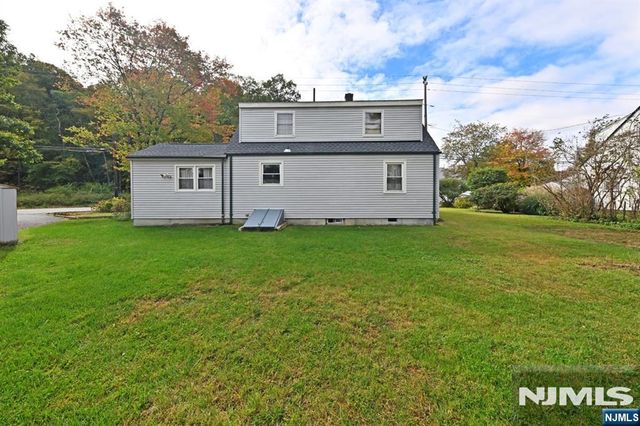 1 Second Avenue, Wanaque, NJ 07420