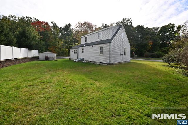1 Second Avenue, Wanaque, NJ 07420