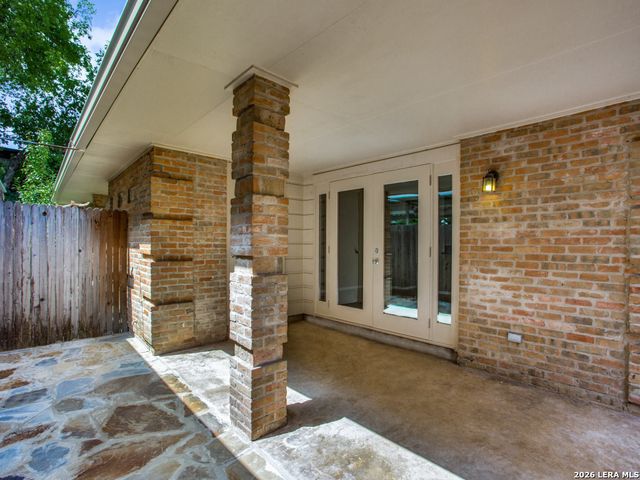 122 E Terra Alta Dr Apt 13, San Antonio, TX 78209