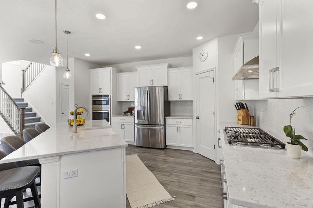 514 Fundamental Way, Cottage Grove, WI 53527