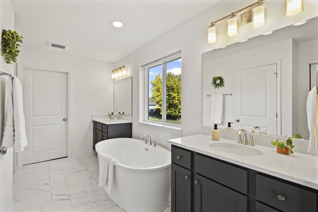 514 Fundamental Way, Cottage Grove, WI 53527