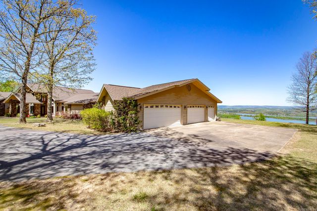 450 Cliffview Drive, Quitman, AR 72131