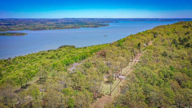 450 Cliffview Drive, Quitman, AR 72131
