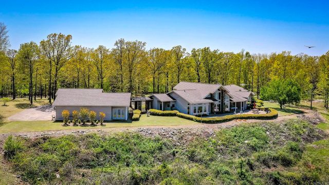 450 Cliffview Drive, Quitman, AR 72131