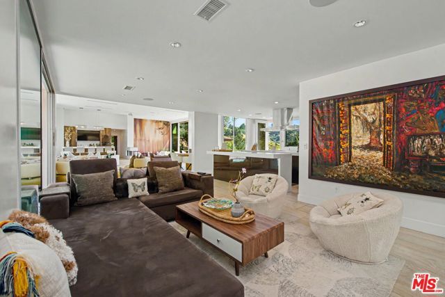 2766 Ellison Drive, Beverly Hills, CA 90210
