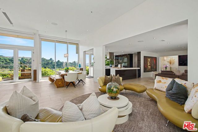 2766 Ellison Drive, Beverly Hills, CA 90210