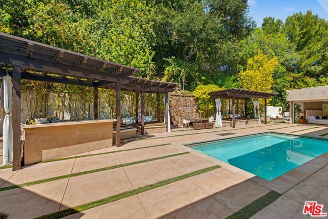 2766 Ellison Drive, Beverly Hills, CA 90210