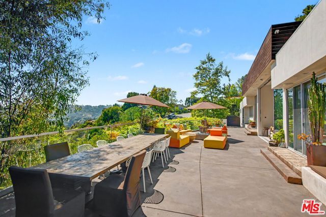 2766 Ellison Drive, Beverly Hills, CA 90210