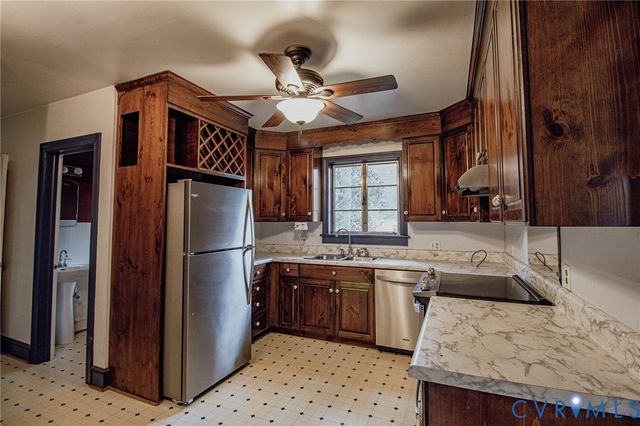 2800 Princess Anne St, Hopewell, VA 23860