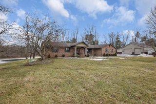 4821 Hazelton Etna Road SW, Pataskala, OH 43062