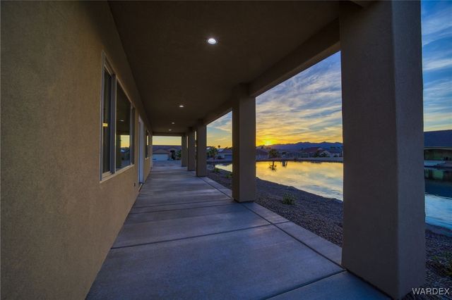 2165 E Via Del Aqua Bay, Fort Mohave, AZ 86426