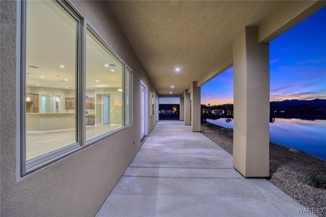 2165 E Via Del Aqua Bay, Fort Mohave, AZ 86426